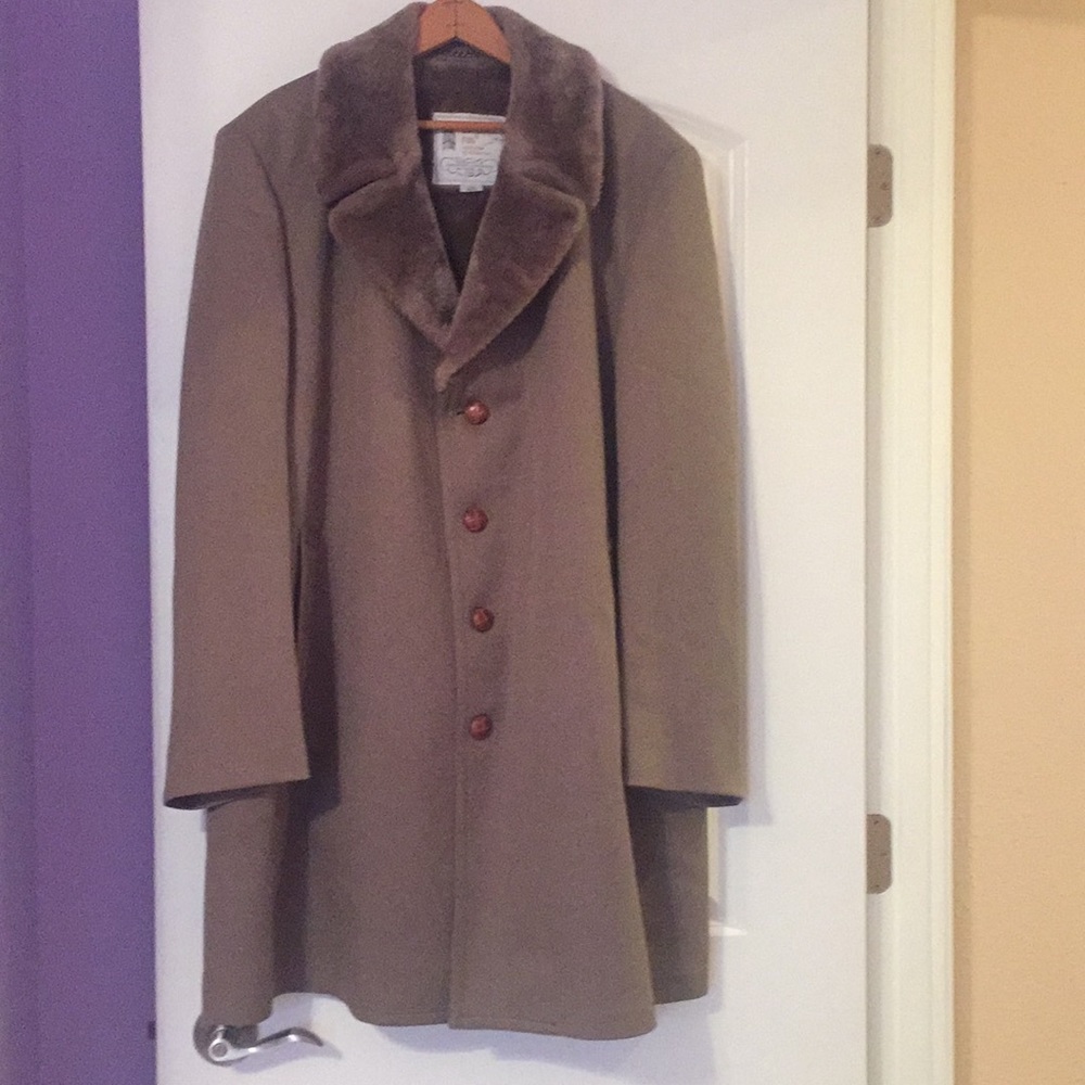 Men’s London Fog coat, faux fur collar & lining